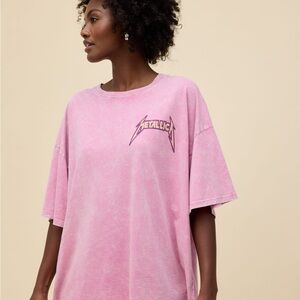 Daydreamer Metallica 1985 Tour Pink Graphic Tee